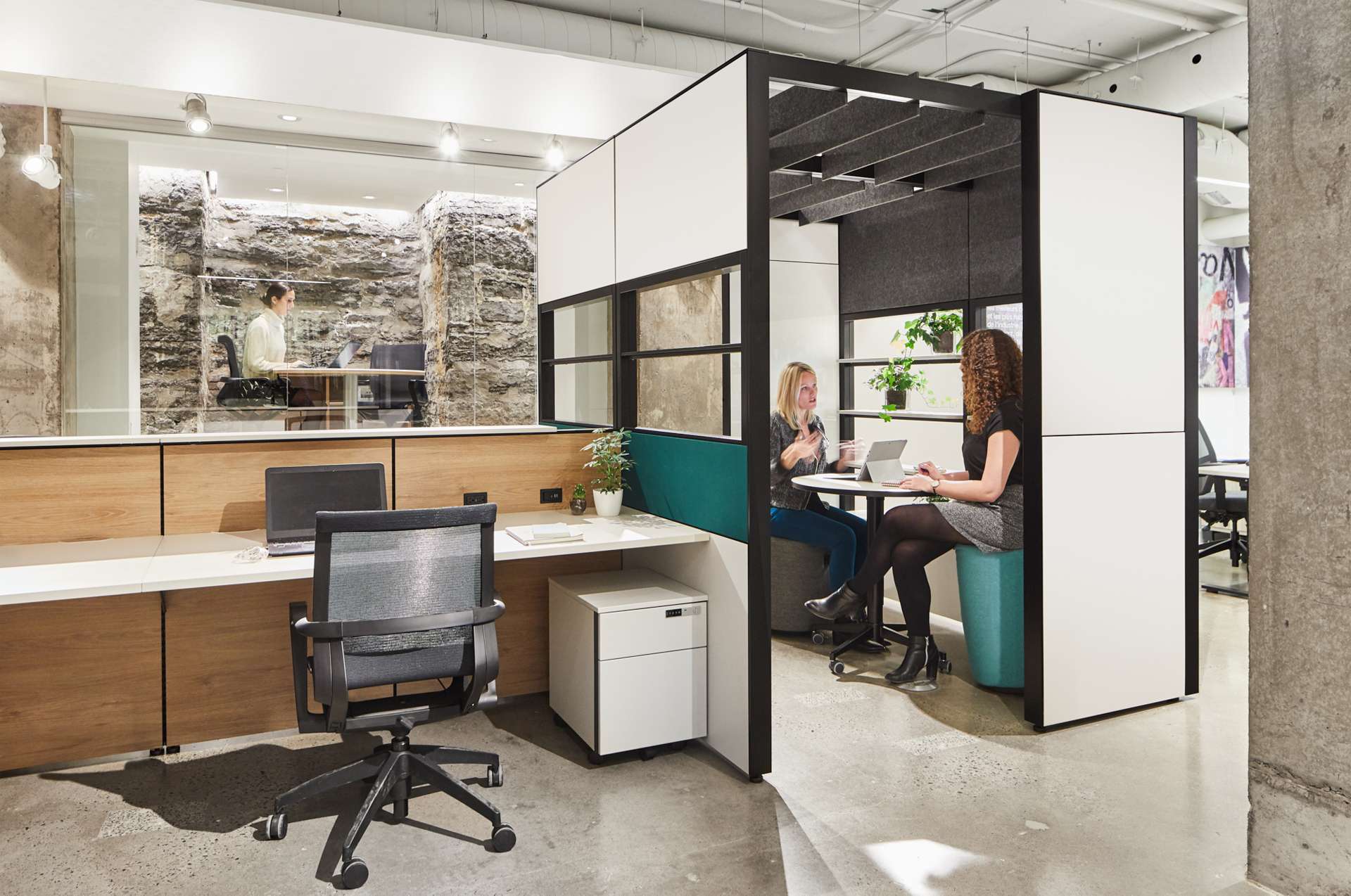 Office furniture in Las Vegas
